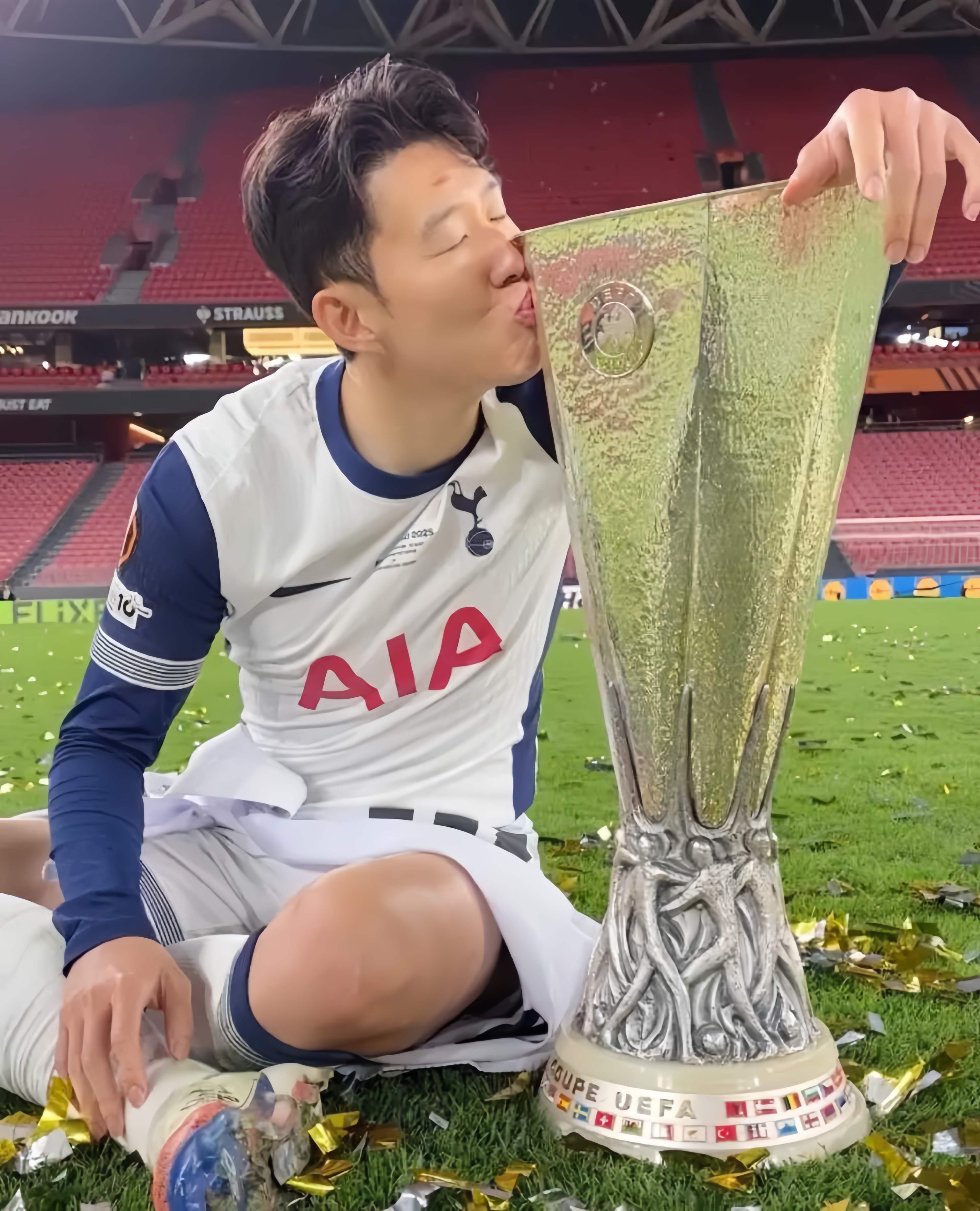 托特纳姆门线救险备战欧联浓眉哥与70激战曼联分钟之后，里尔国际比赛日内部沟通